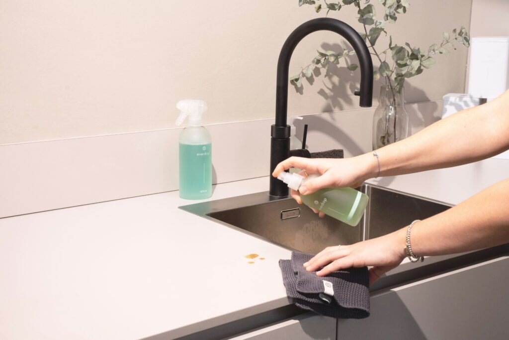 How Much Does a Cleaner Cost Per Hour in 2026? UK Price Guide